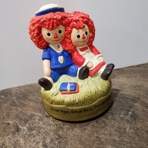 VTG Raggedy Ann and Andy MUSICAL Figurine